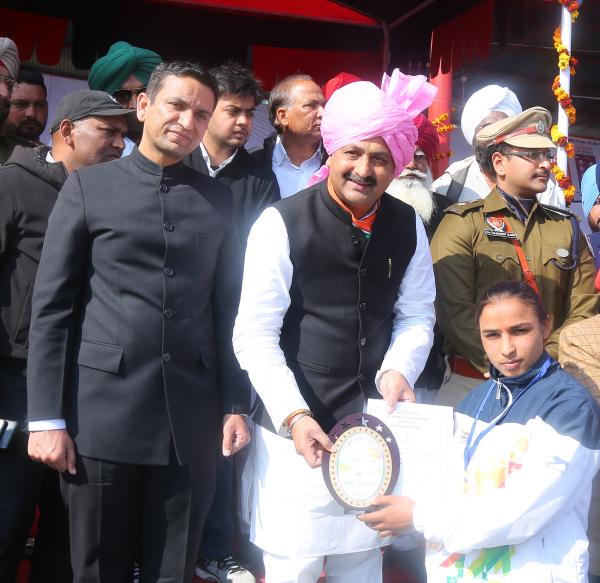 Kabddi Player Shinder Pal Hounoured by Cabinet Minister Sh.Vijay Indar Singla On Republic Day at Sangrur Police Line Stadium